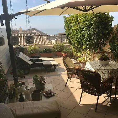 Beautiful Duplex With Ocean View For 8 Persons