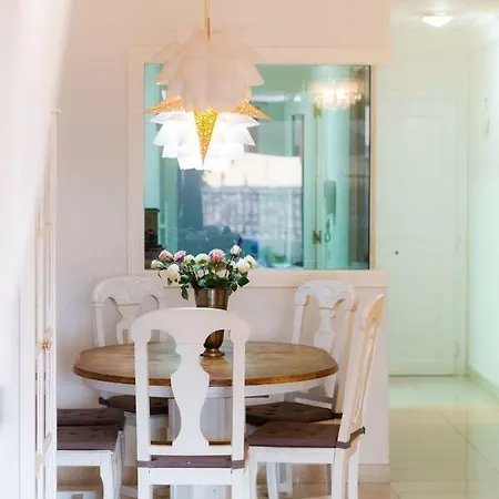 Beautiful Duplex With Ocean View For 8 Persons *