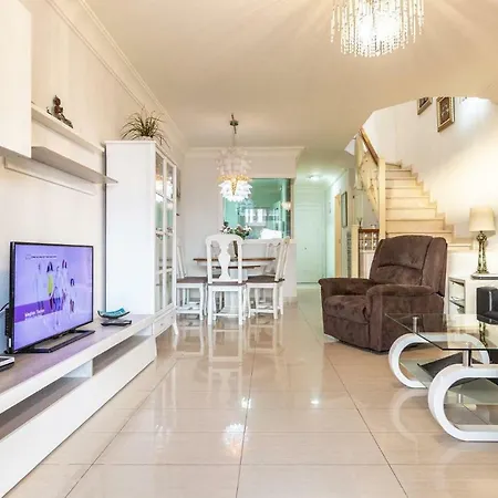 Beautiful Duplex With Ocean View For 8 Persons Apartment
